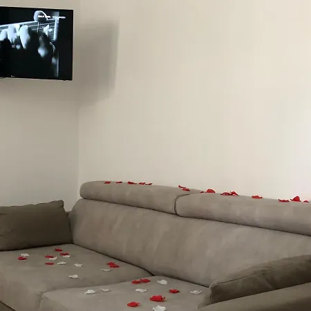 Cristal بيت للعطل